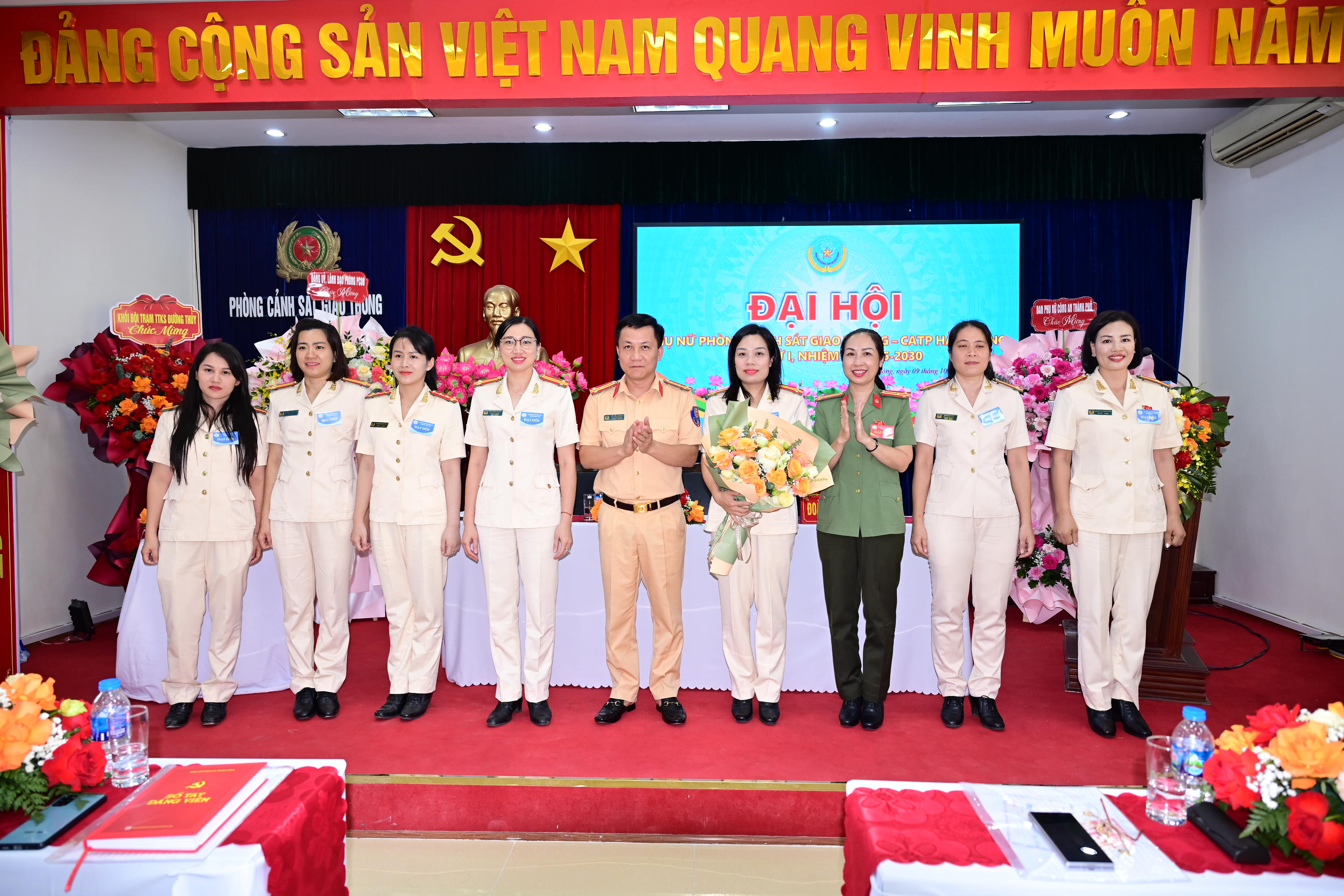 Hội phụ nữ Phòng Cảnh sát giao thông: 
